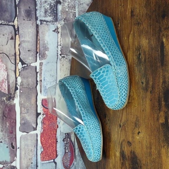 AJ Valenci Embossed Leather Wedge Mocs - Picture 5 of 11